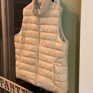 Gap winter vest
